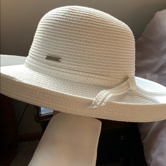 NWT Gigi Pip Mona white hat - Picture 3 of 5